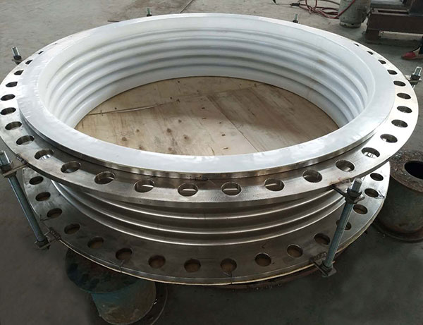 Tetrafluoride Expansion Joint with Steel Lining