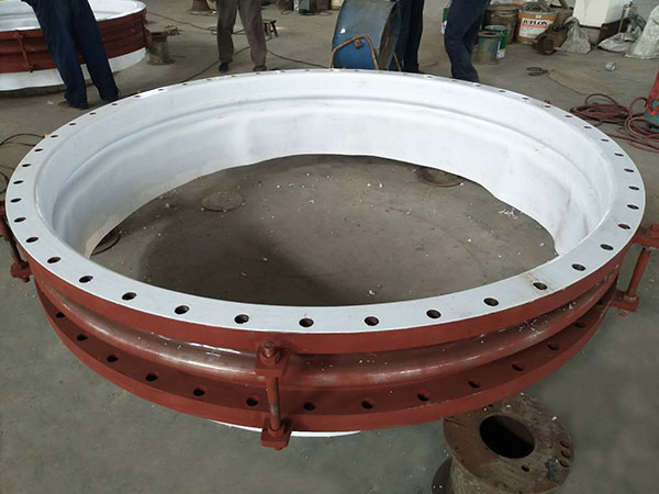 Tetrafluoride Expansion Joint with Steel Lining